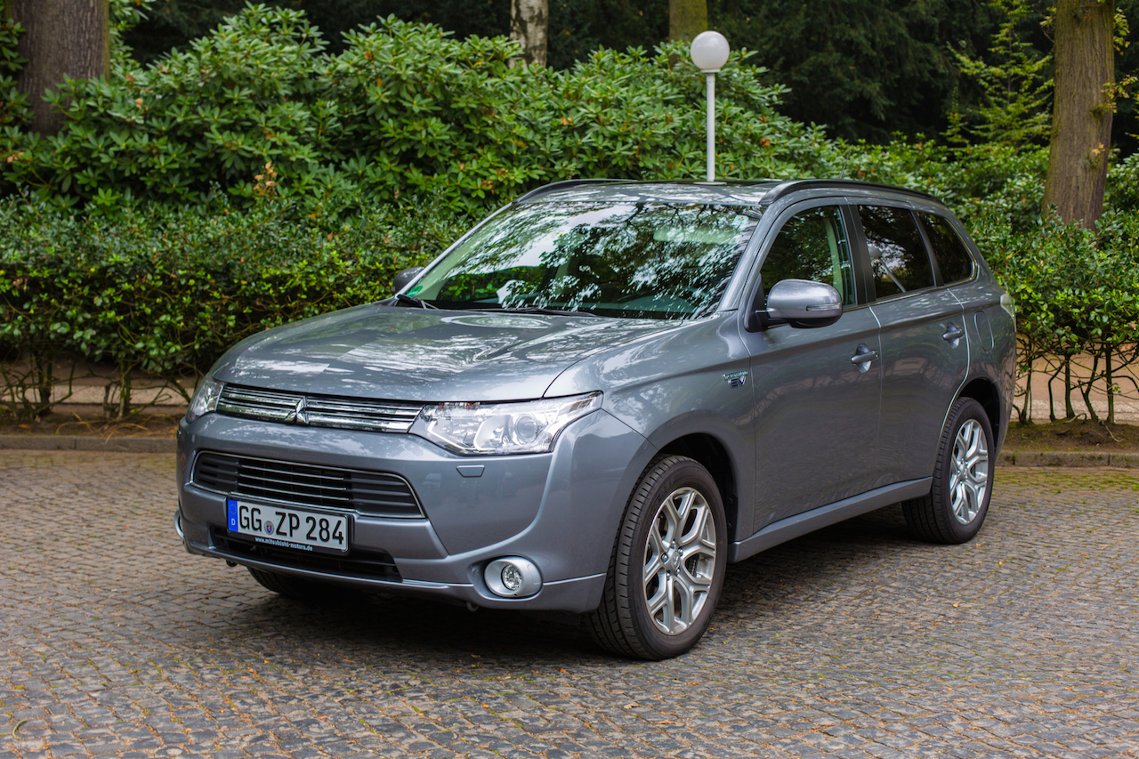 Mitsubishi outlander гибрид проблемы эксплуатации