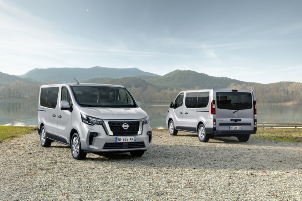 Nissan nv300 combi