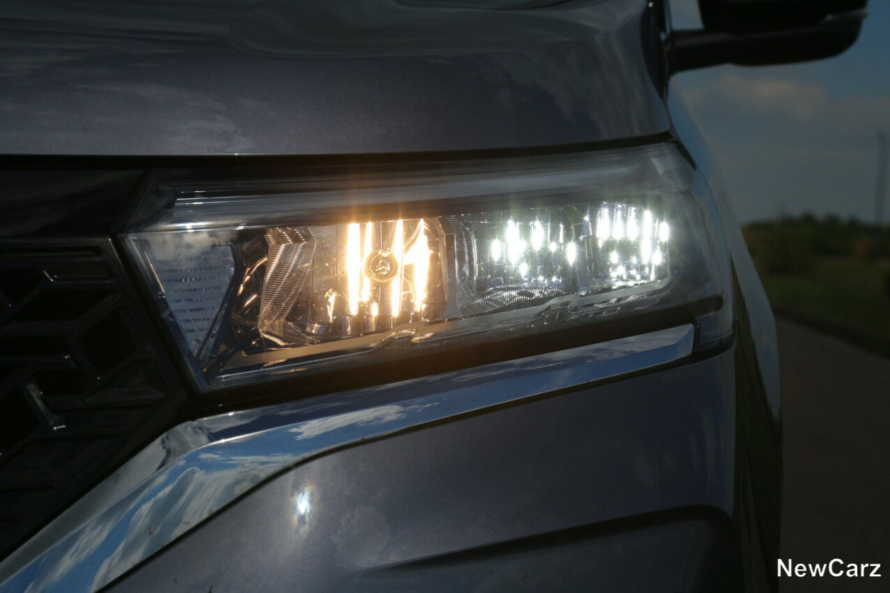 LED Scheinwerfer Nissan Townstar EV