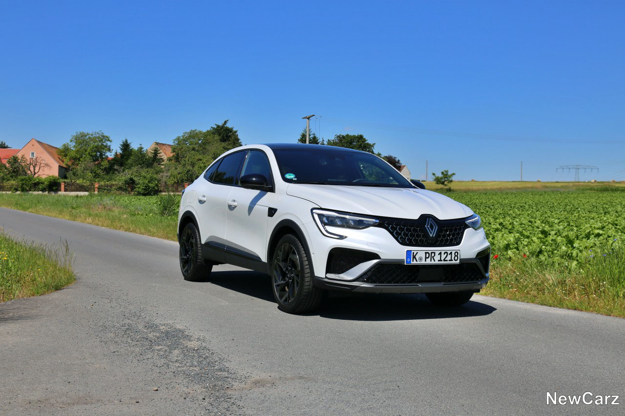 Renault Arkana Facelift  Test –  Gelifteter Vollhybrid