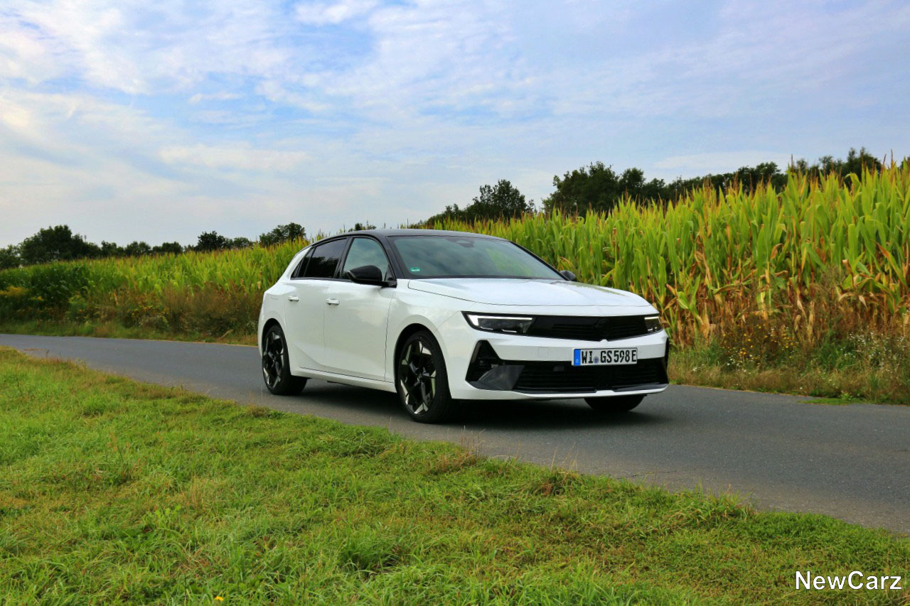 Opel Astra GSe  Test –  Hybrid-Sportversion mit Steckdose